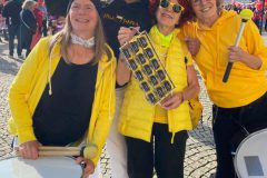 Mini Besetzung auf der IG-Metall-Demo